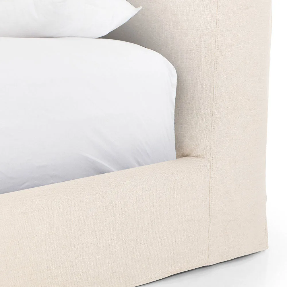 Aidan Slipcovered King Bed, Brussels Natural