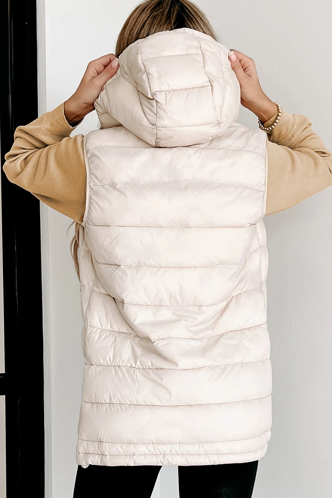 Keeping Warmth Hooded Puffer Vest (Cream)
