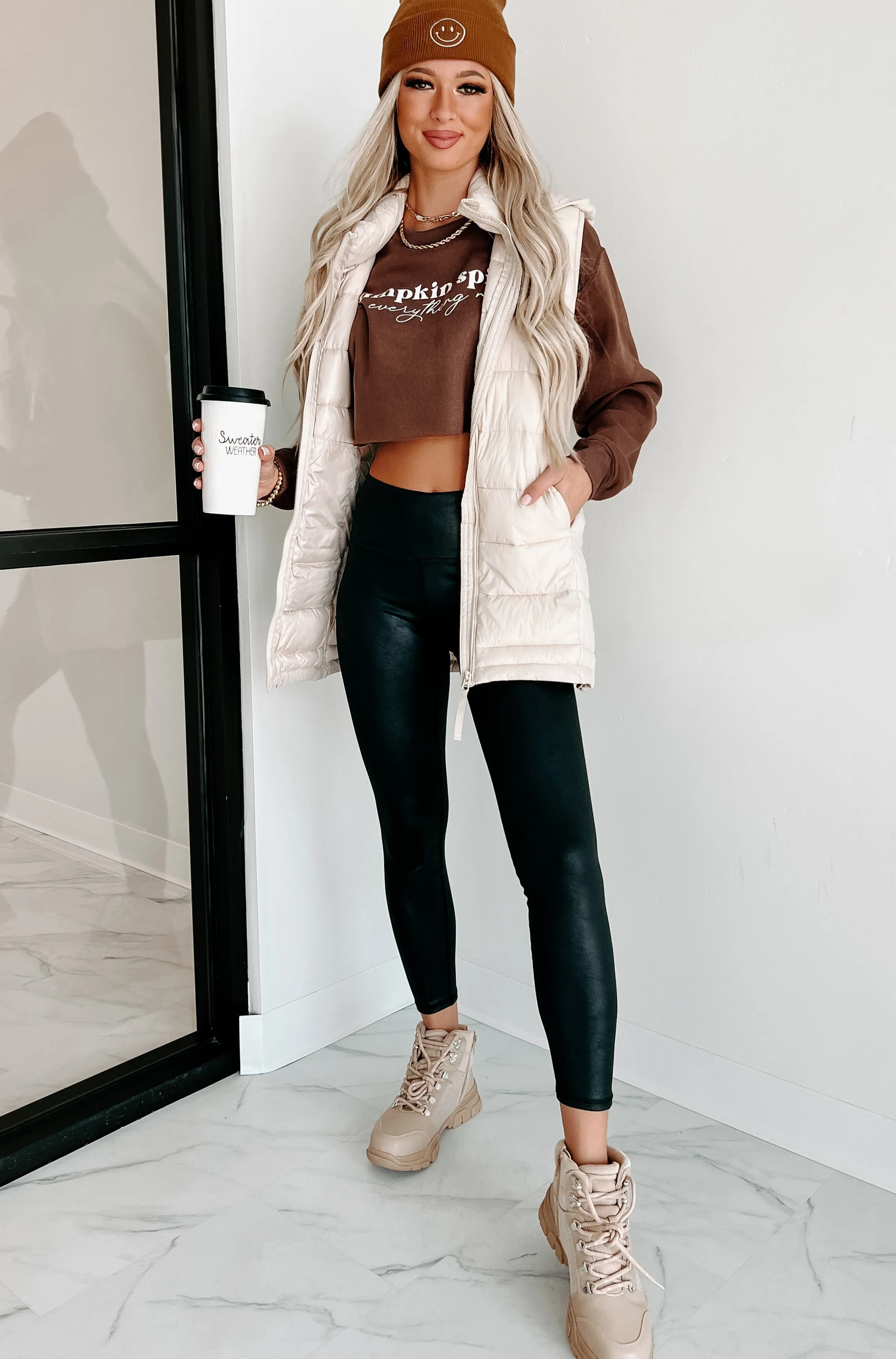 Keeping Warmth Hooded Puffer Vest (Cream)