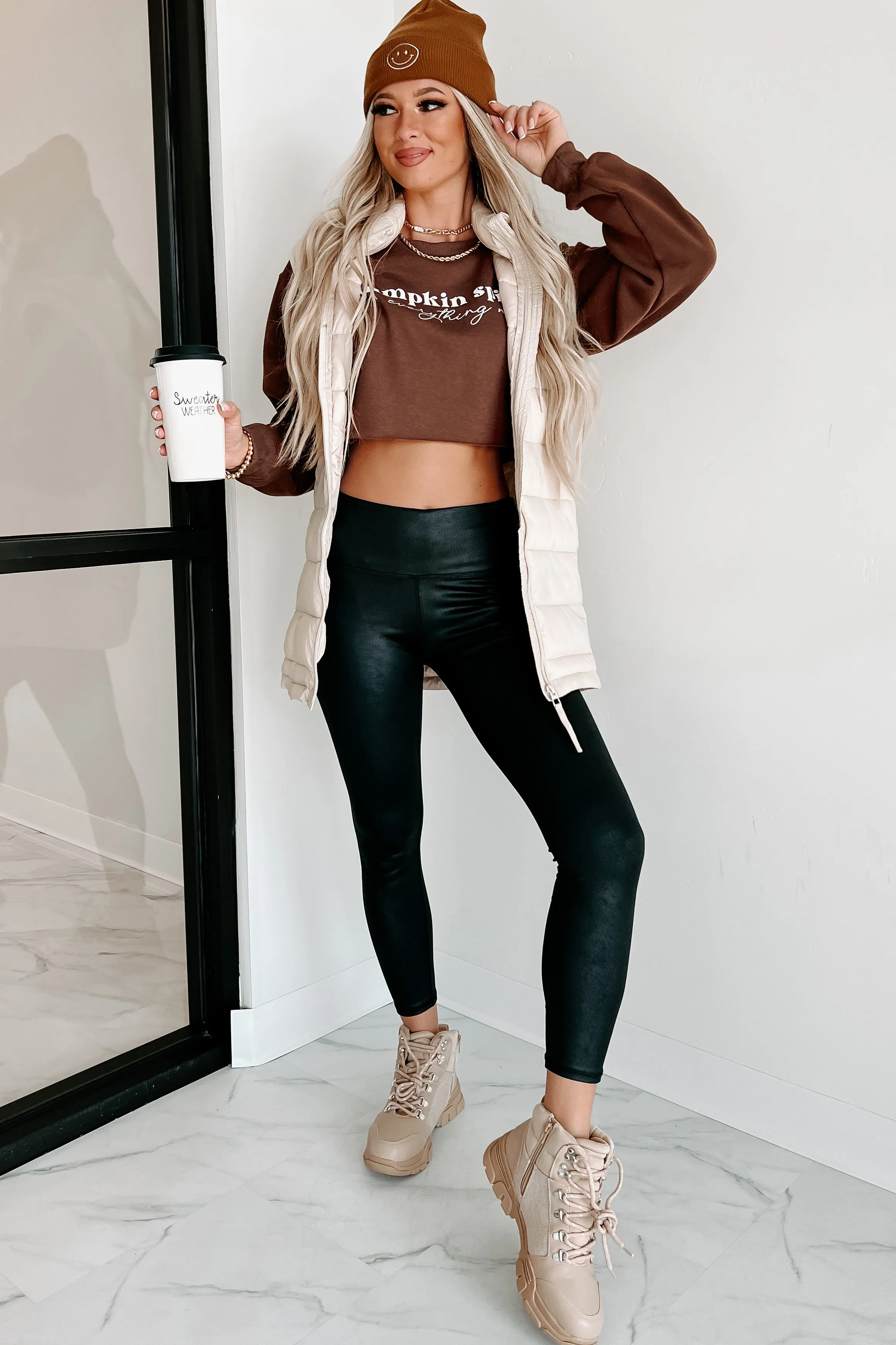 Keeping Warmth Hooded Puffer Vest (Cream)