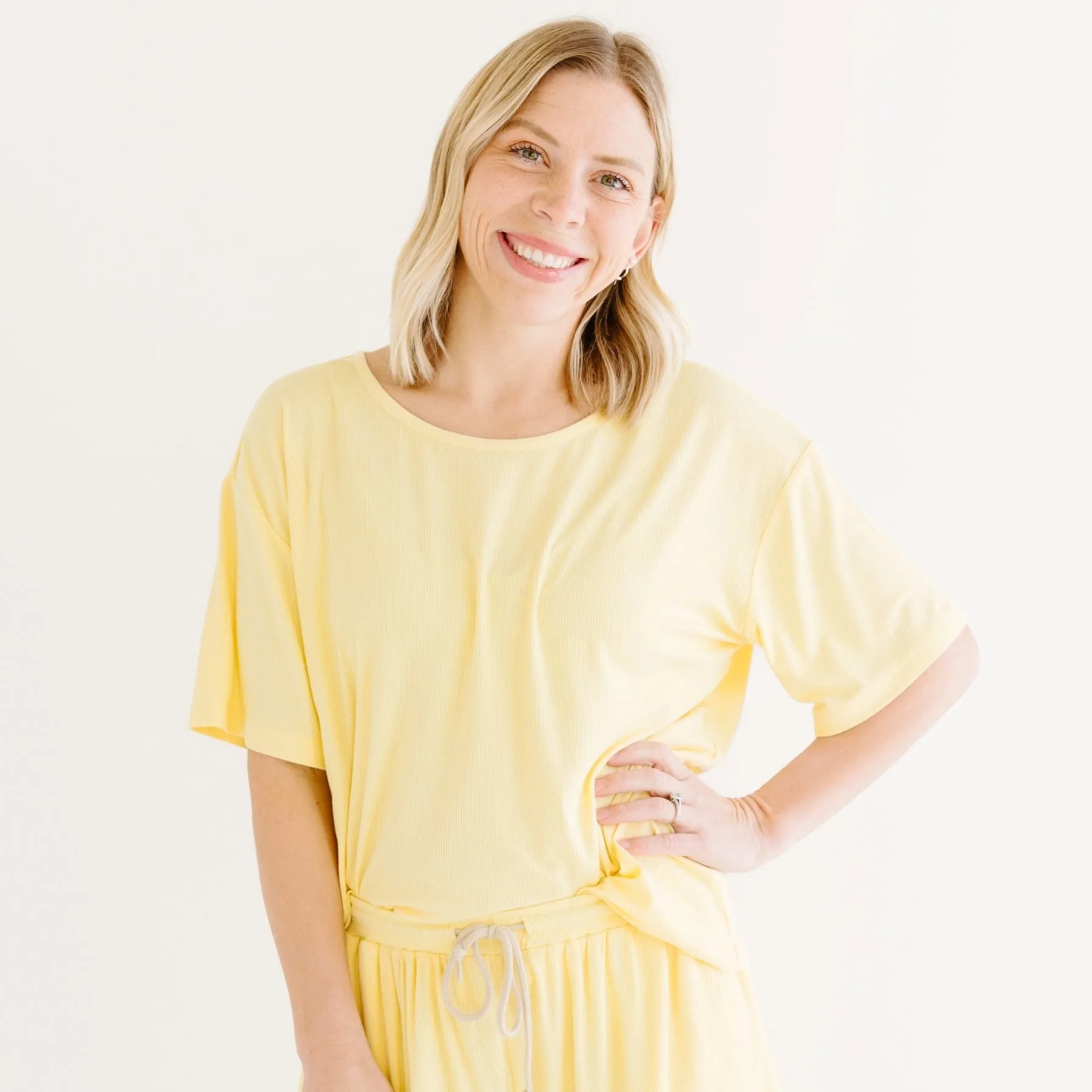 Lemon Yellow Small Ribbed Women's Shorts Set