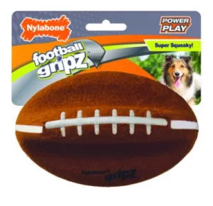 MED. NYLA PLAY FOOTBALL